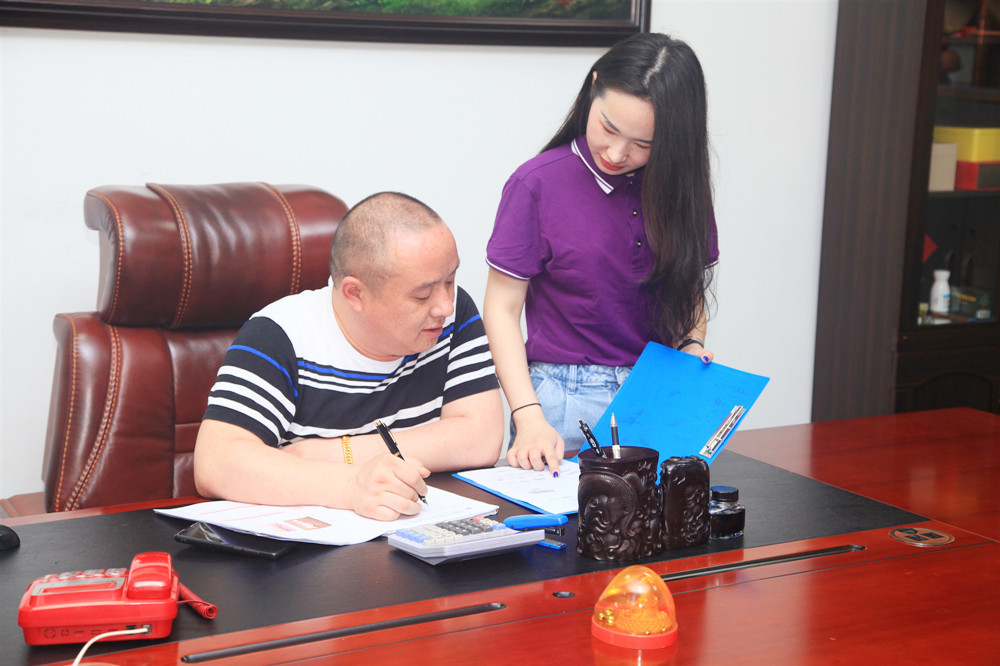 Shenzhen Zhengyuan Handbag Leather Co., Ltd. Shenzhen Zhengyuan Handbag Leather Co., Ltd.
